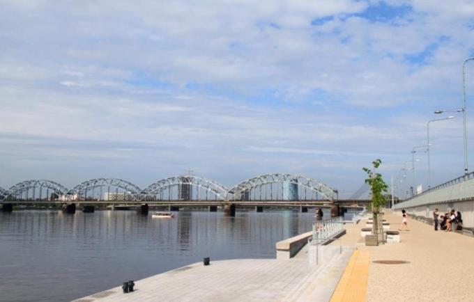 Premium Apartment In Quiet & Historical Area Riga Exterior foto