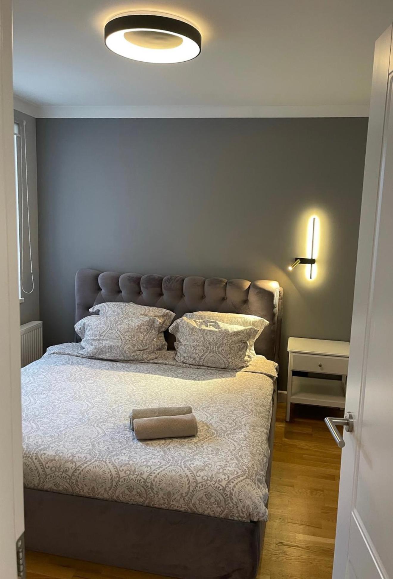 Premium Apartment In Quiet & Historical Area Riga Exterior foto